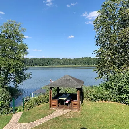 Wieck Am See, Mit Ruderboot Gransee