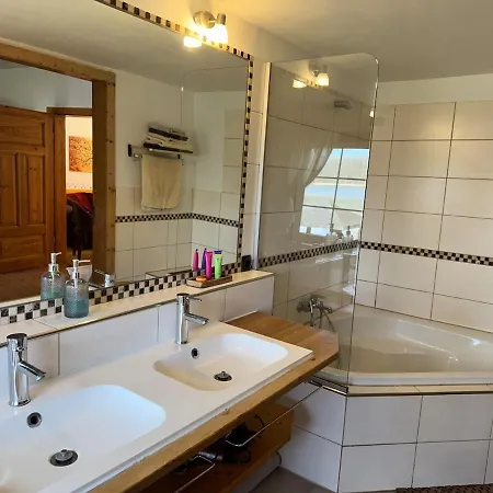 فيلة Wieck Am See, Mit Ruderboot