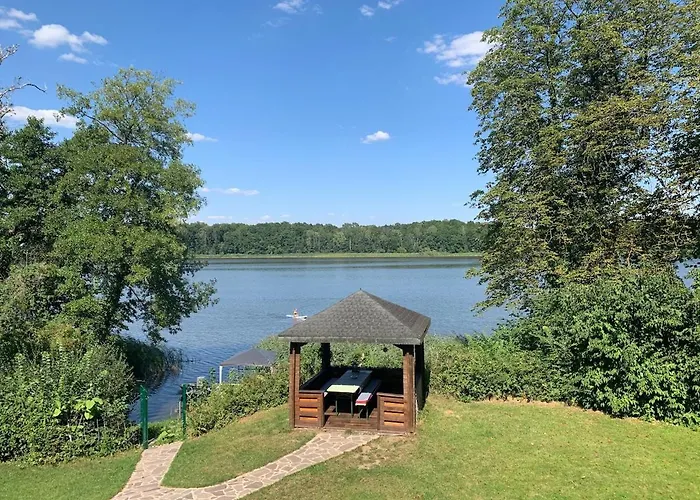 Wieck Am See, Mit Ruderboot Gransee
