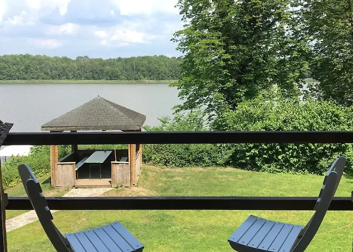 Wieck Am See, Mit Ruderboot Villa Gransee