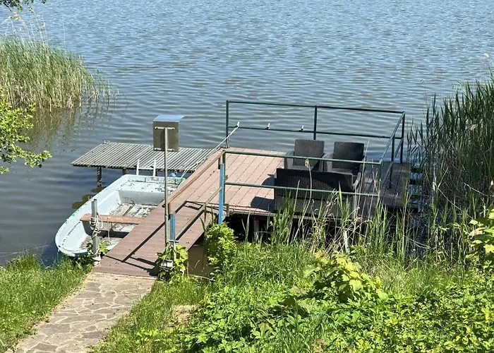 Wieck Am See, Mit Ruderboot Villa